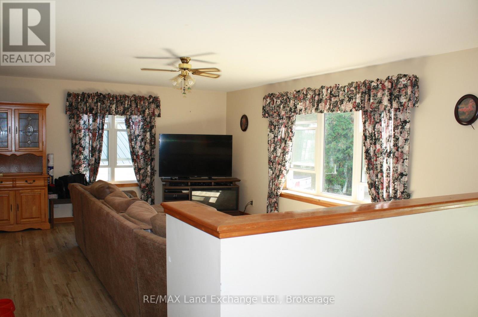 315045 Highway 6 Rr1 Highway, West Grey, Ontario  N0G 1R0 - Photo 9 - X12406935