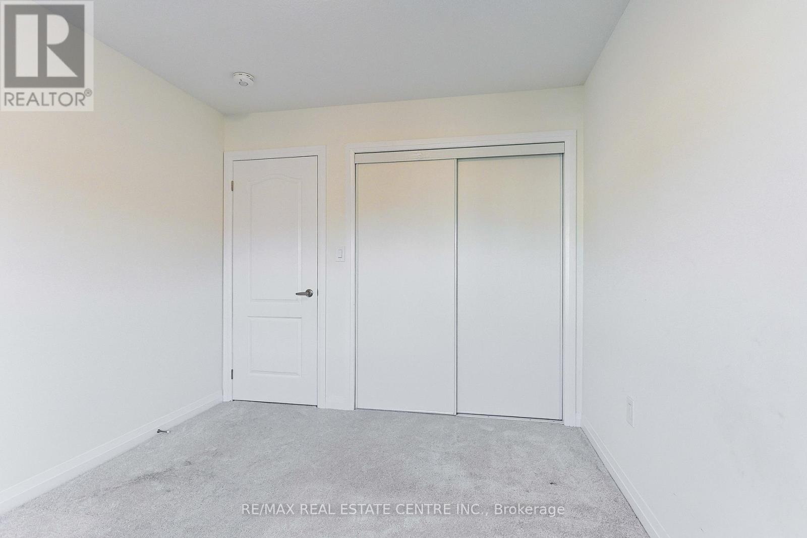124 Granville Crescent, Haldimand, Ontario  N3W 0J7 - Photo 25 - X12448735