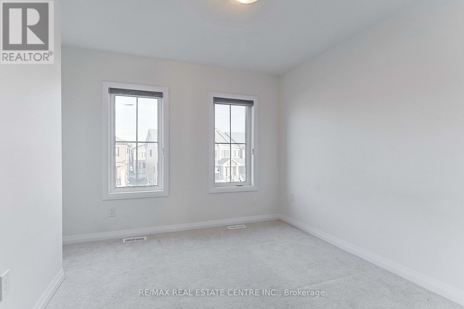 124 Granville Crescent, Haldimand, Ontario  N3W 0J7 - Photo 26 - X12448735