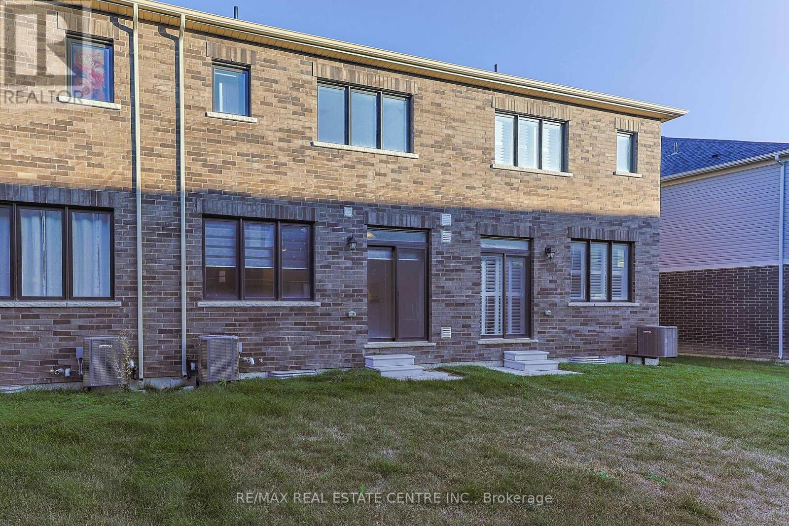 124 Granville Crescent, Haldimand, Ontario  N3W 0J7 - Photo 35 - X12448735