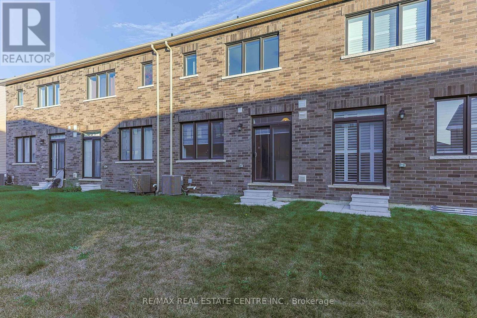 124 Granville Crescent, Haldimand, Ontario  N3W 0J7 - Photo 36 - X12448735