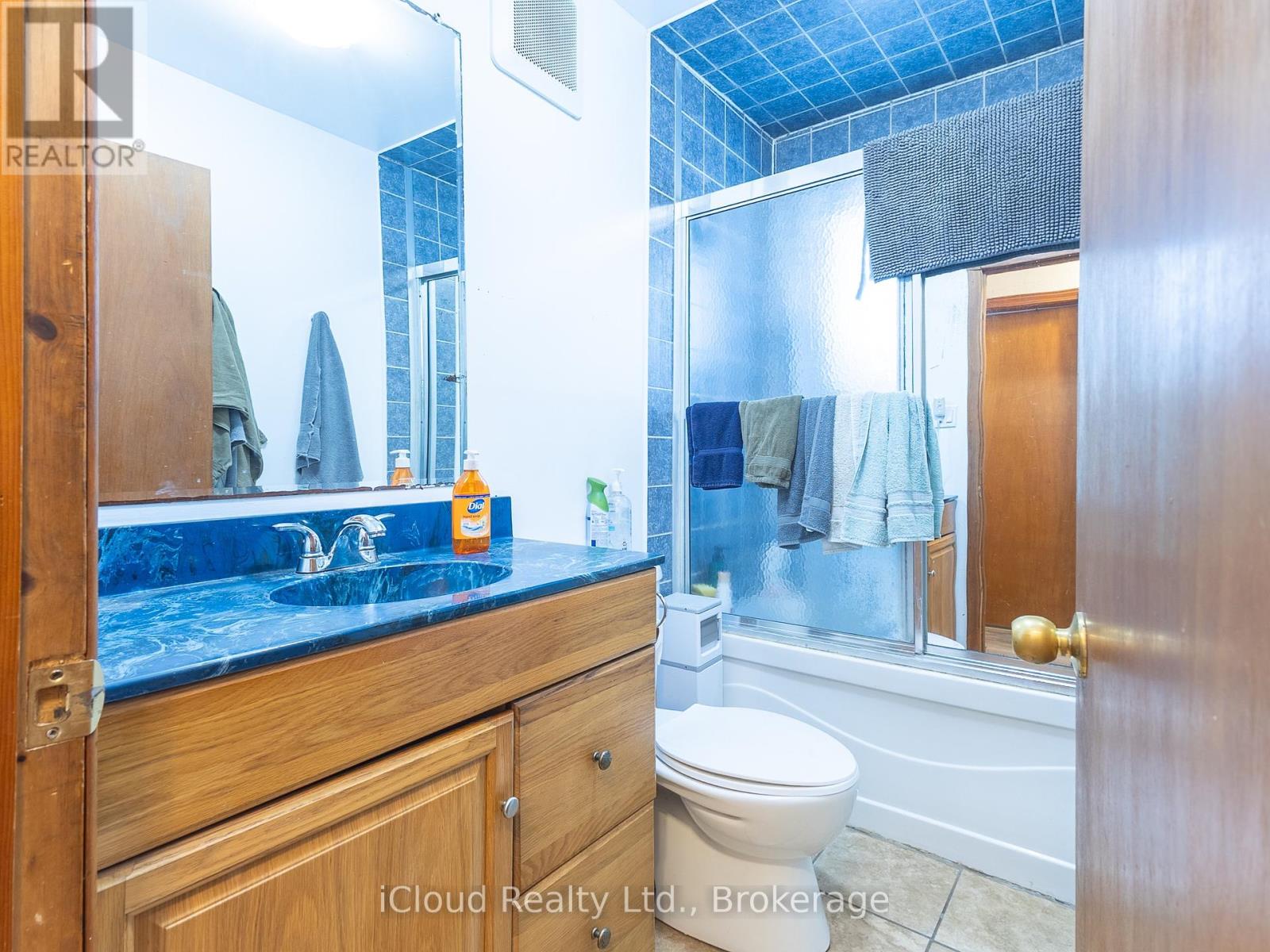 28 Barton Street, Guelph (Exhibition Park), Ontario  N1H 1M3 - Photo 16 - X12448737
