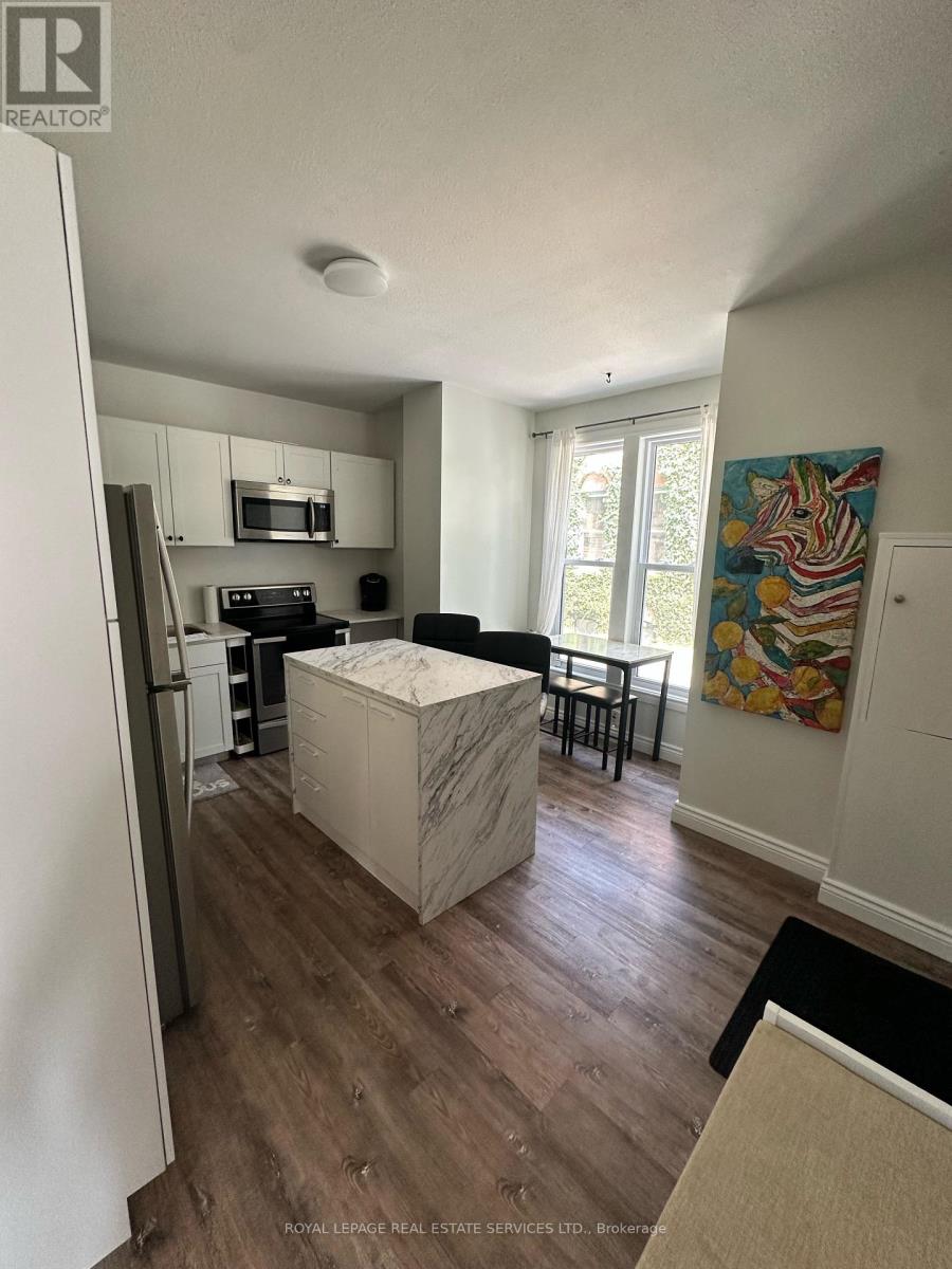 4347 Simcoe Street, Niagara Falls (Downtown), Ontario  L2E 1T5 - Photo 2 - X12448743