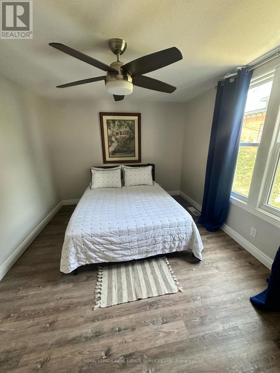 4347 Simcoe Street, Niagara Falls (Downtown), Ontario  L2E 1T5 - Photo 6 - X12448743