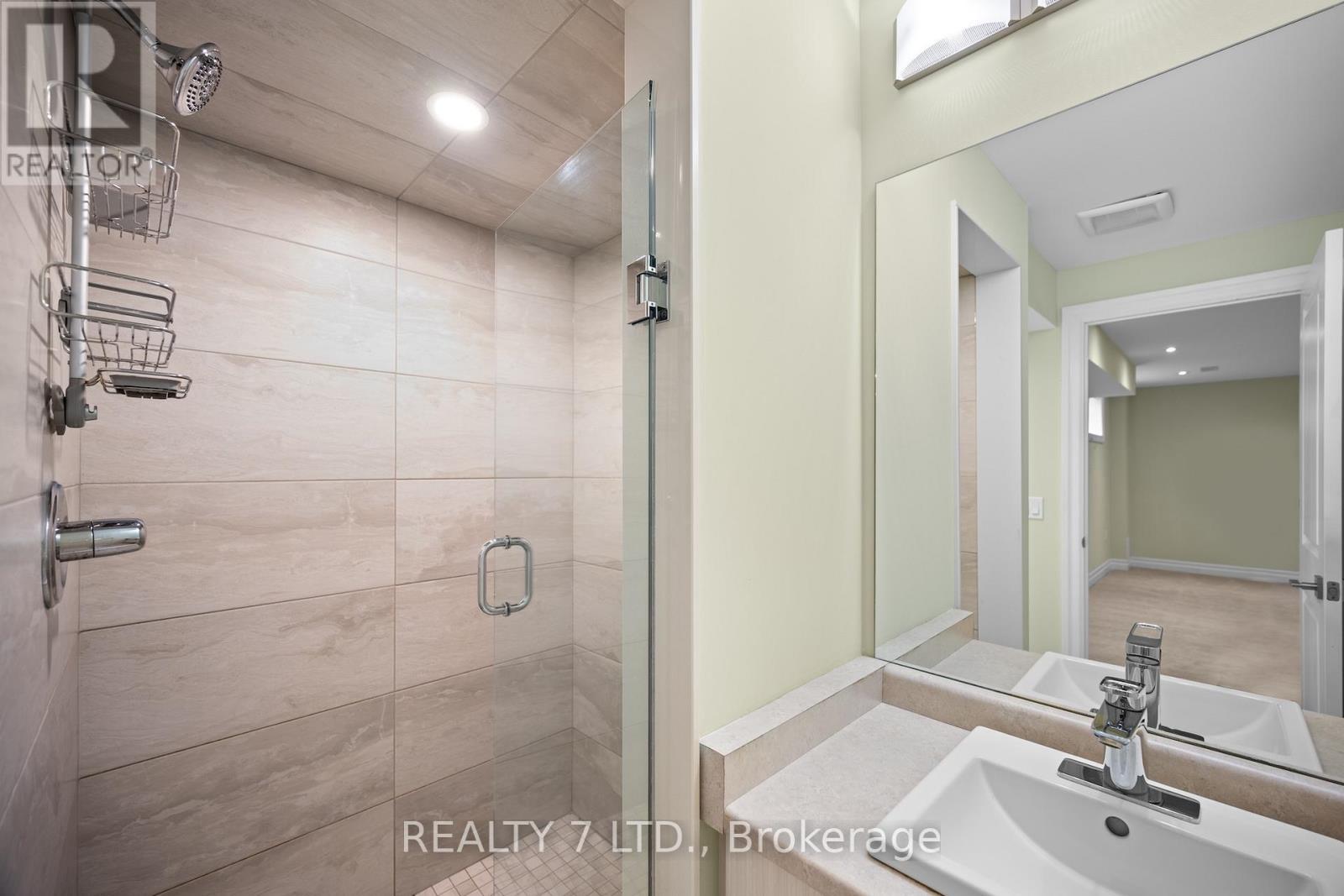 53 Aberdeen Lane S, Niagara-On-The-Lake (Town), Ontario  L0S 1J0 - Photo 37 - X12448759