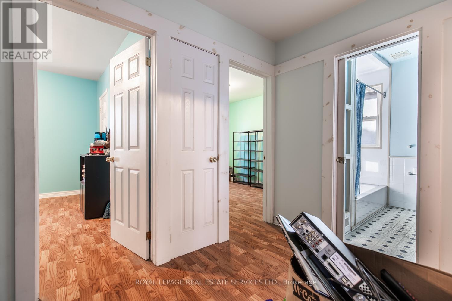 51 Barnesdale Avenue S, Hamilton (Stipley), Ontario  L8M 2V3 - Photo 14 - X12448761