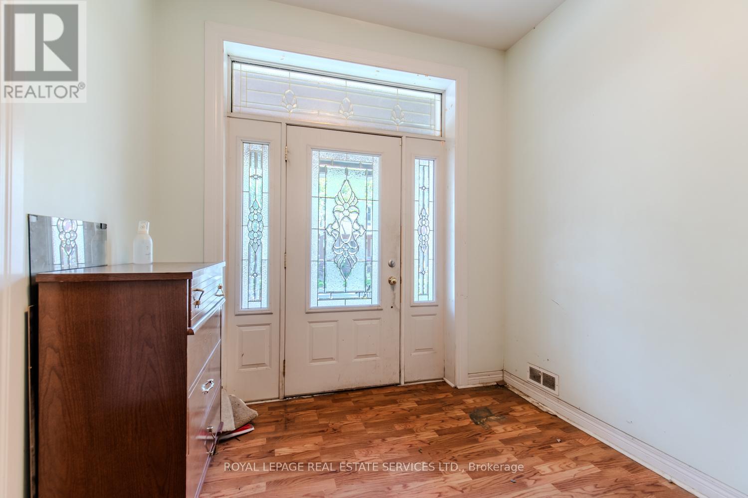 51 Barnesdale Avenue S, Hamilton (Stipley), Ontario  L8M 2V3 - Photo 3 - X12448761
