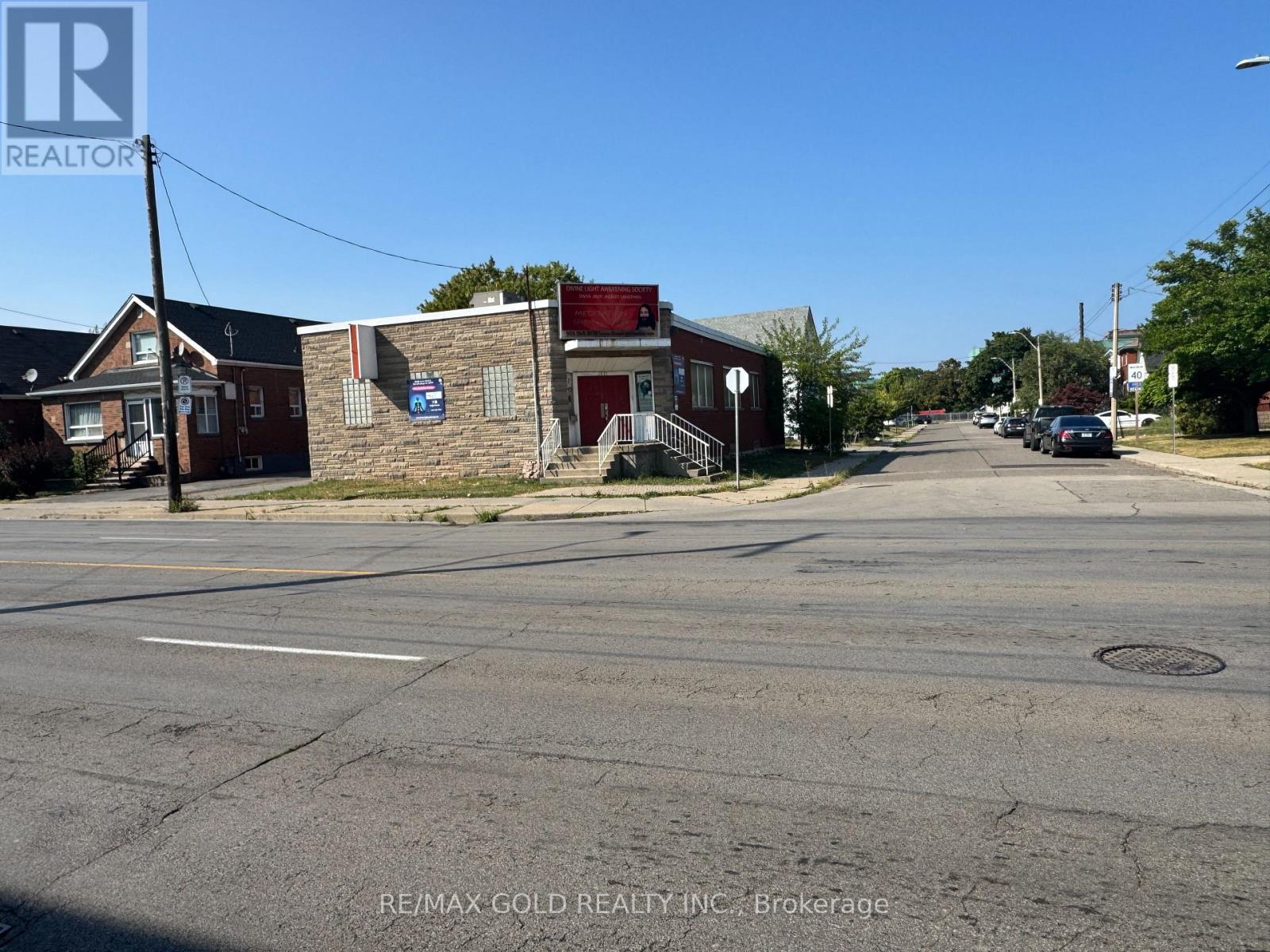 1441 Barton Street E, Hamilton (Homeside), Ontario  L8H 2W7 - Photo 38 - X12448802