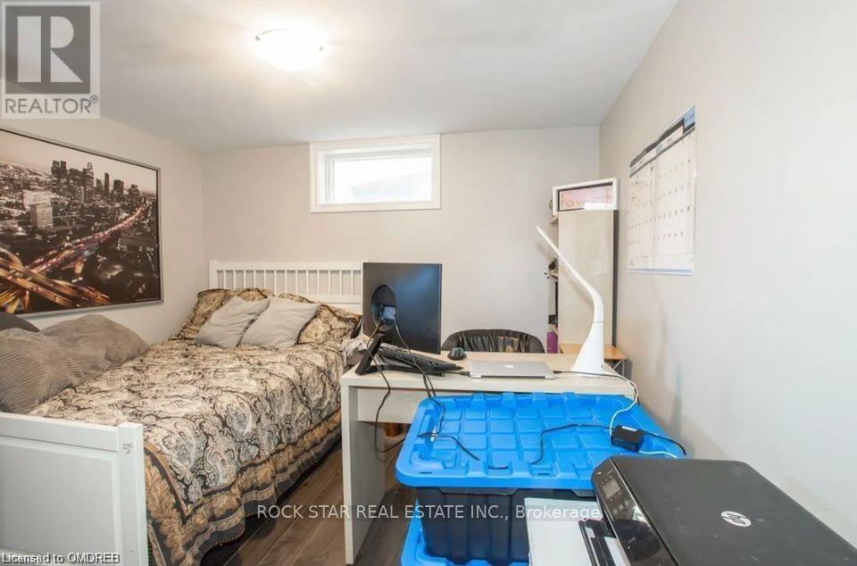 Lower - 17 Ridgeview Avenue, St. Catharines, Ontario  L2M 6B2 - Photo 14 - X12448825