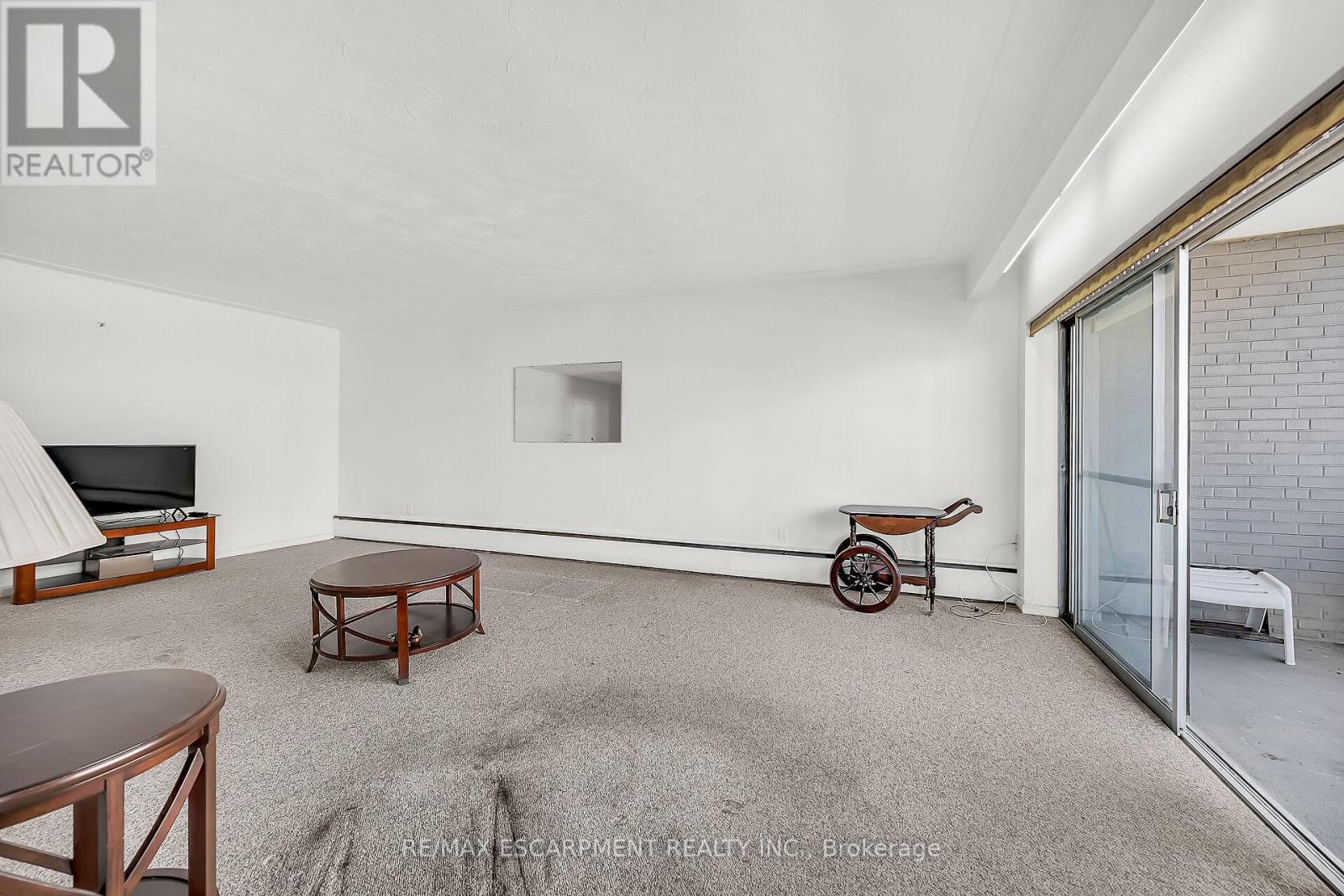 404 - 510 Queenston Road, Hamilton (Corman), Ontario  L8K 1J3 - Photo 12 - X12448851
