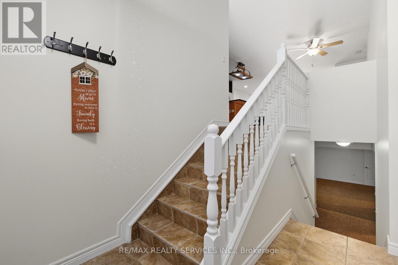 1039 Clover Avenue, Windsor, Ontario  N8P 1V8 - Photo 14 - X12448873