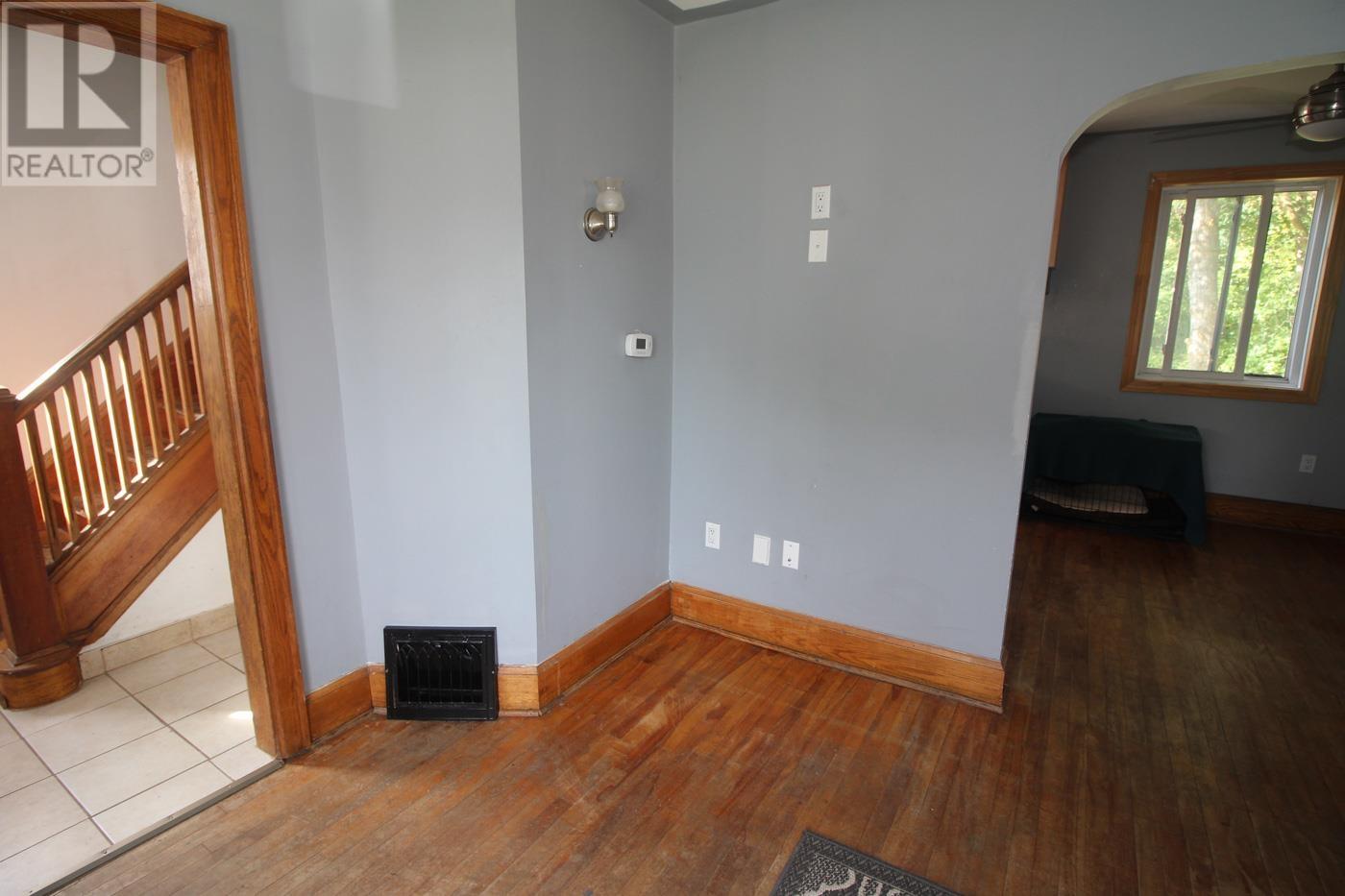 363 Morin St, Sault Ste. Marie, Ontario  P6C 3E5 - Photo 4 - SM252854