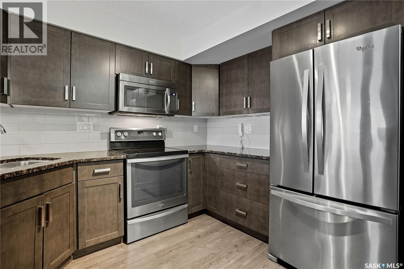 315 2321 Windsor Park Road, Regina, Saskatchewan  S0G 4G0 - Photo 3 - SK020262