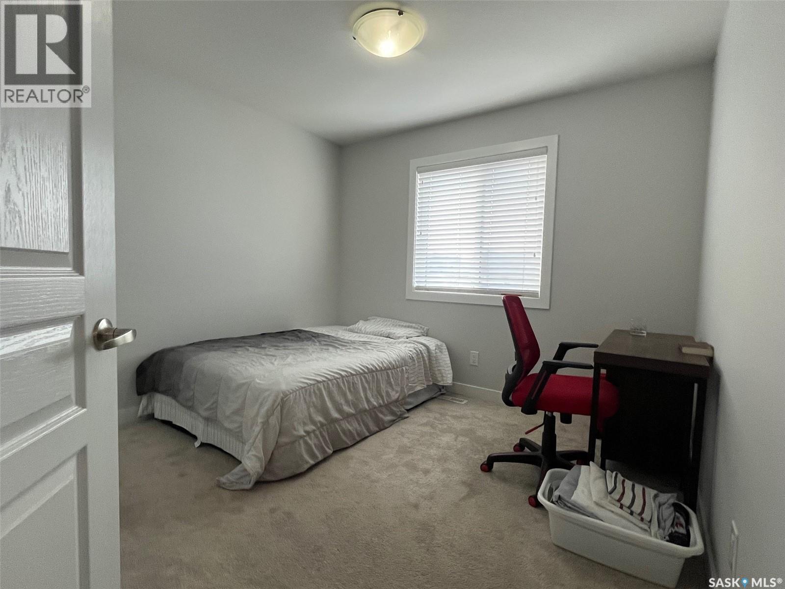 House 267 Newton Link, Saskatoon, Saskatchewan  S7V 0M8 - Photo 16 - SK020222