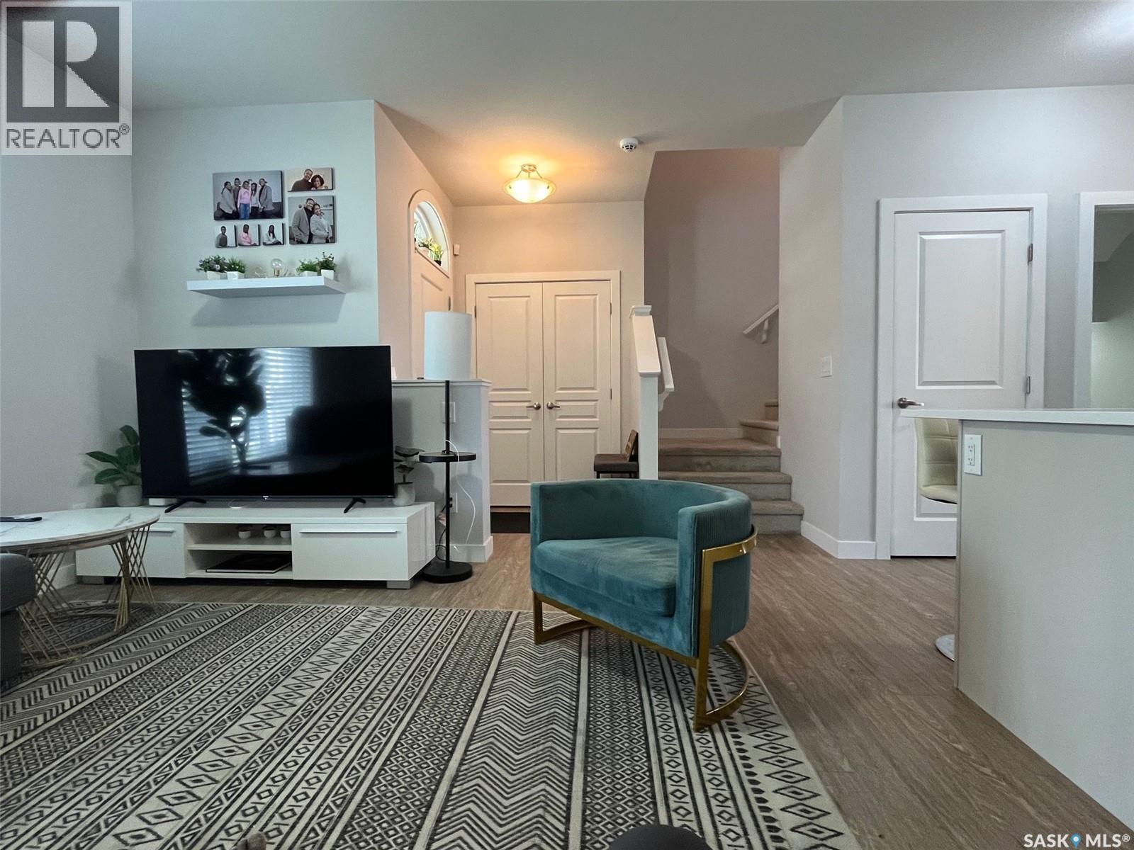 House 267 Newton Link, Saskatoon, Saskatchewan  S7V 0M8 - Photo 8 - SK020222