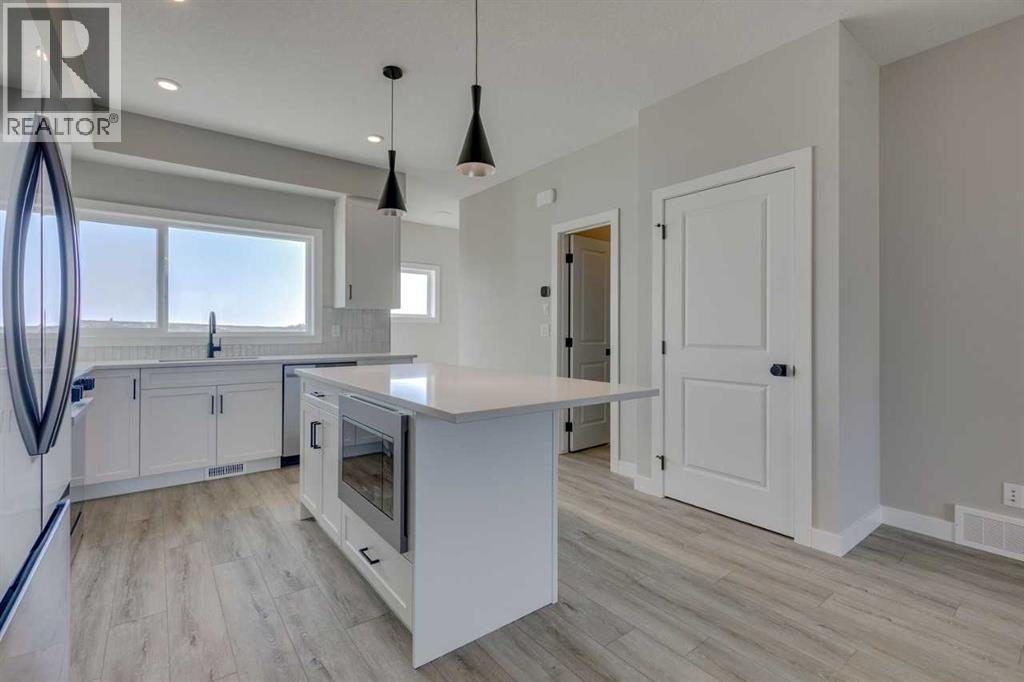 3495 Chestermere Boulevard, Chestermere, Alberta  T1X 3A8 - Photo 15 - A2241797