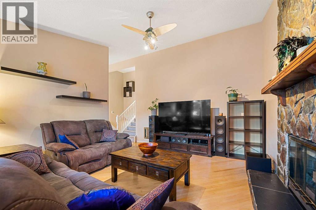 51 Bearberry Bay Nw, Calgary, Alberta  T3K 1R6 - Photo 24 - A2250350