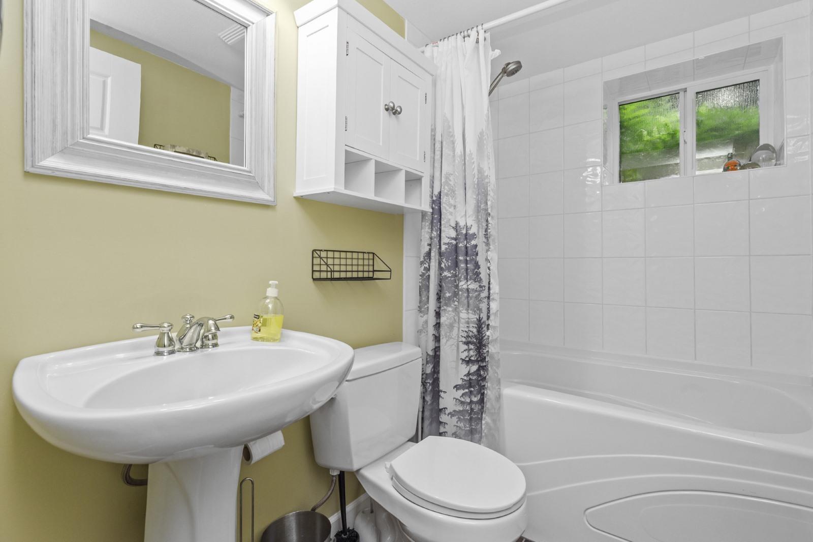 8426 Fairbanks Street, Mission, British Columbia  V2V 3K5 - Photo 28 - R3055849
