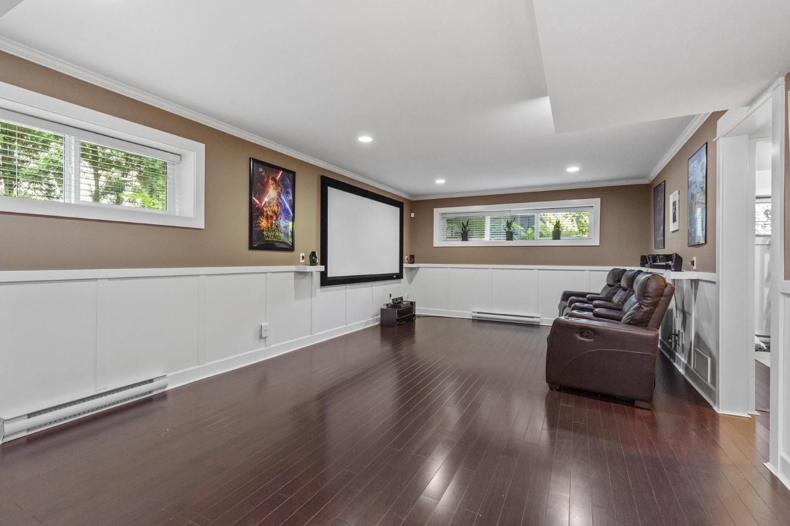 8426 Fairbanks Street, Mission, British Columbia  V2V 3K5 - Photo 27 - R3055849