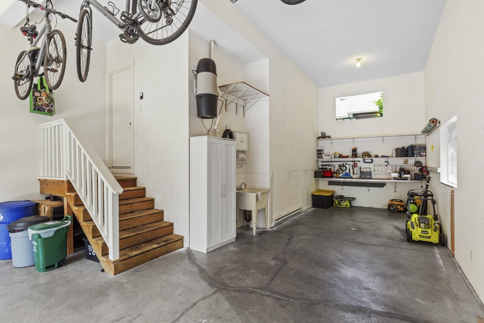 8426 Fairbanks Street, Mission, British Columbia  V2V 3K5 - Photo 38 - R3055849