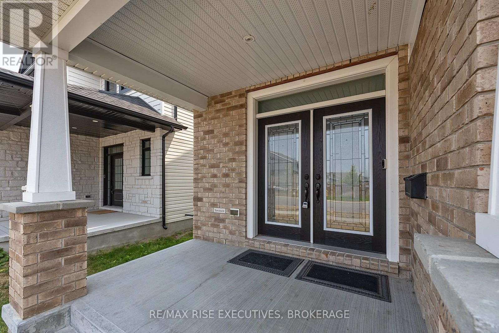 648 Halloway Drive, Kingston, Ontario  K7K 0H4 - Photo 3 - X12449066