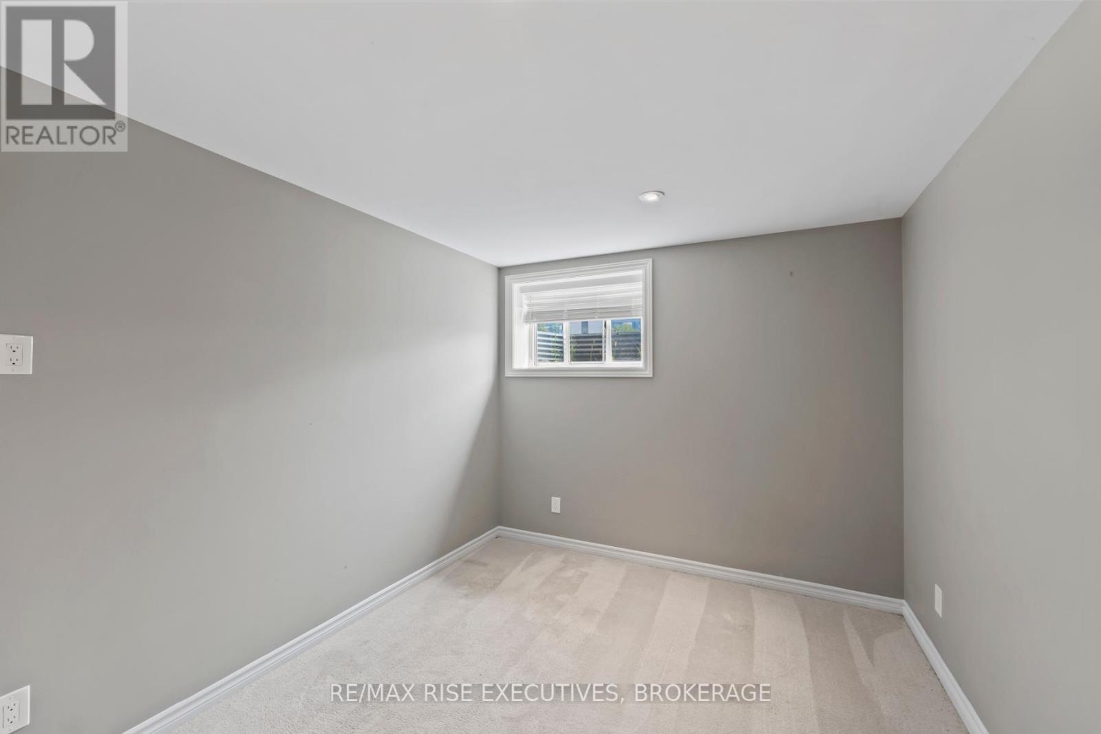 648 Halloway Drive, Kingston, Ontario  K7K 0H4 - Photo 37 - X12449066