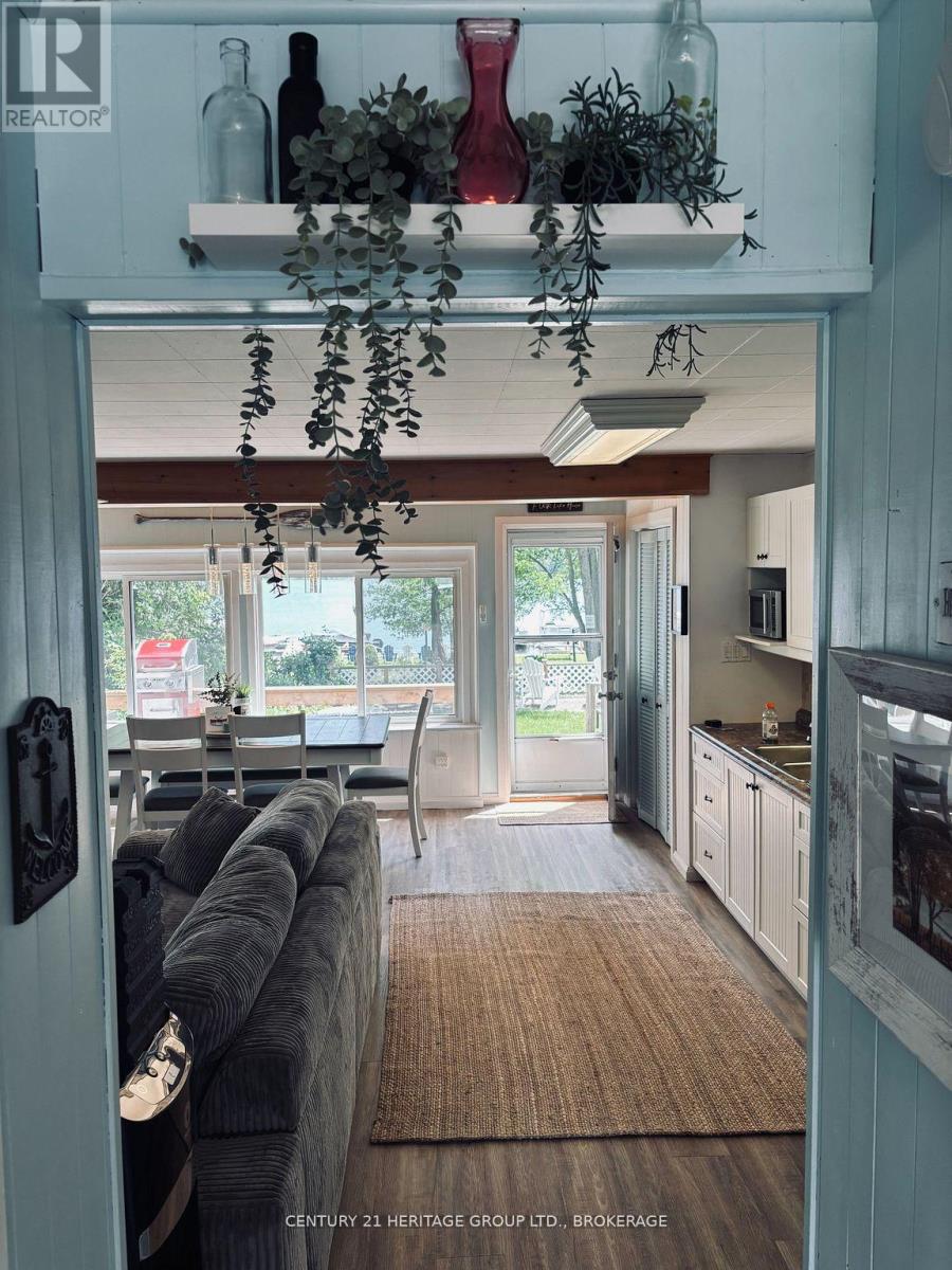 5 - 1115 South Kahshe Lake Road, Gravenhurst, Ontario  P0E 1G0 - Photo 12 - X12449199