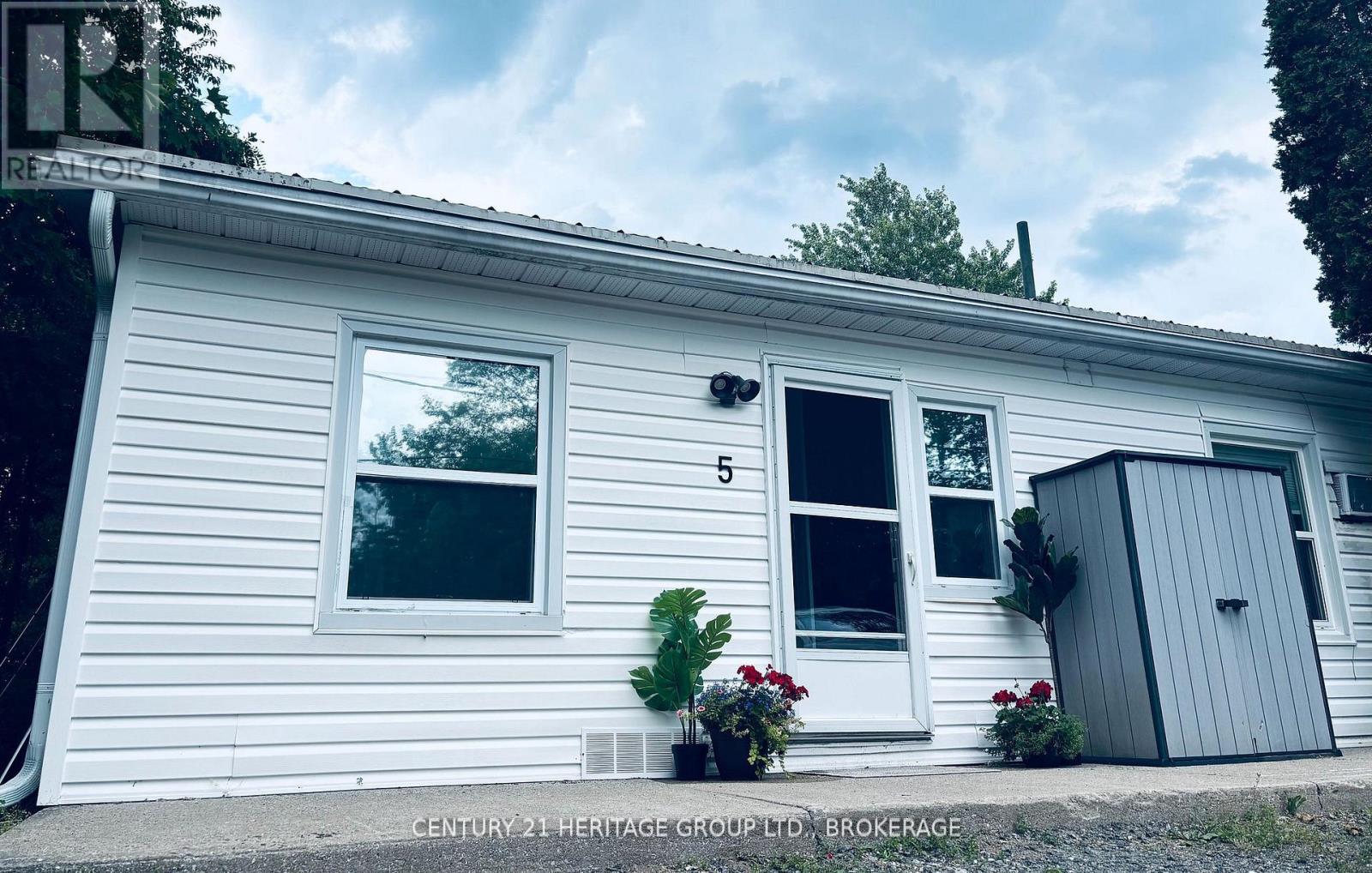 5 - 1115 South Kahshe Lake Road, Gravenhurst, Ontario  P0E 1G0 - Photo 20 - X12449199
