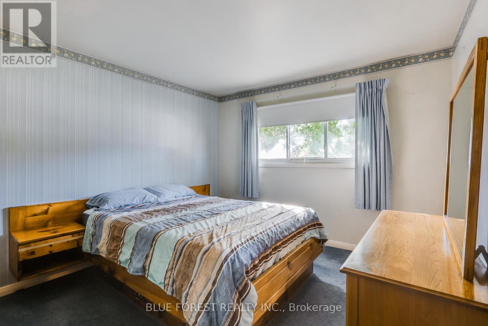 125 Goldwick Crescent, London East (East D), Ontario  N5V 2K9 - Photo 18 - X12449125