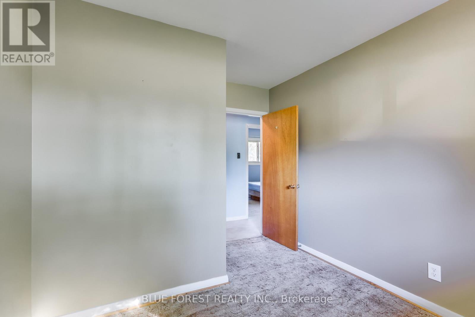 125 Goldwick Crescent, London East (East D), Ontario  N5V 2K9 - Photo 25 - X12449125