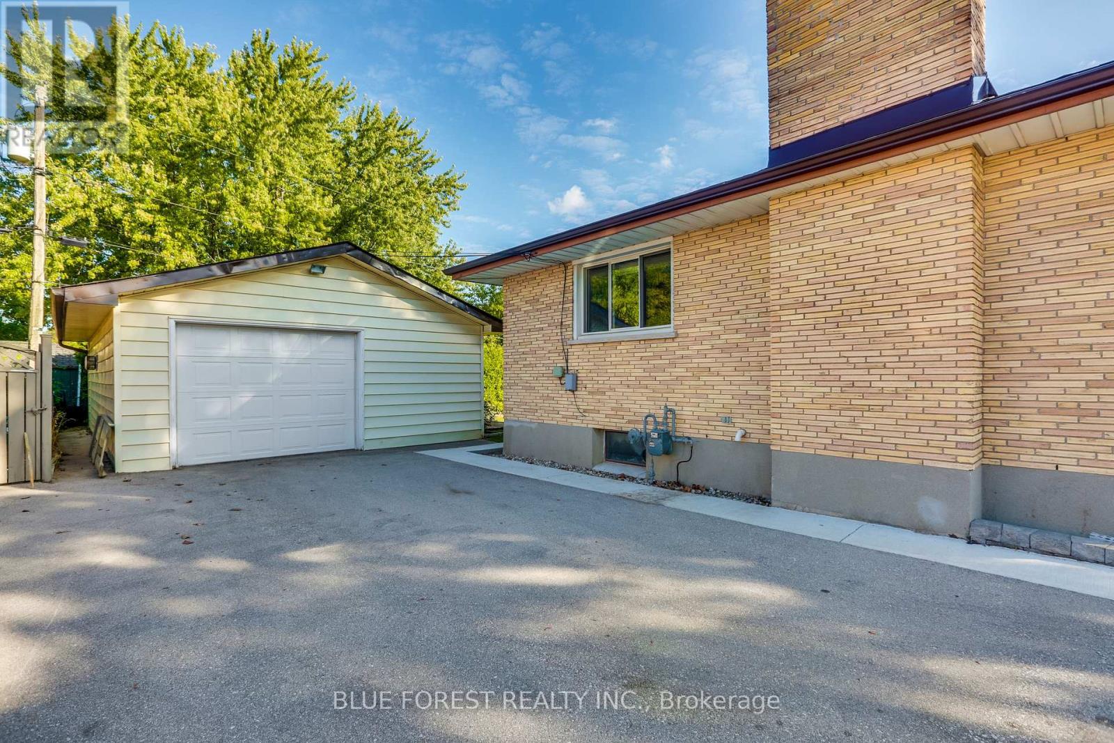 125 Goldwick Crescent, London East (East D), Ontario  N5V 2K9 - Photo 38 - X12449125