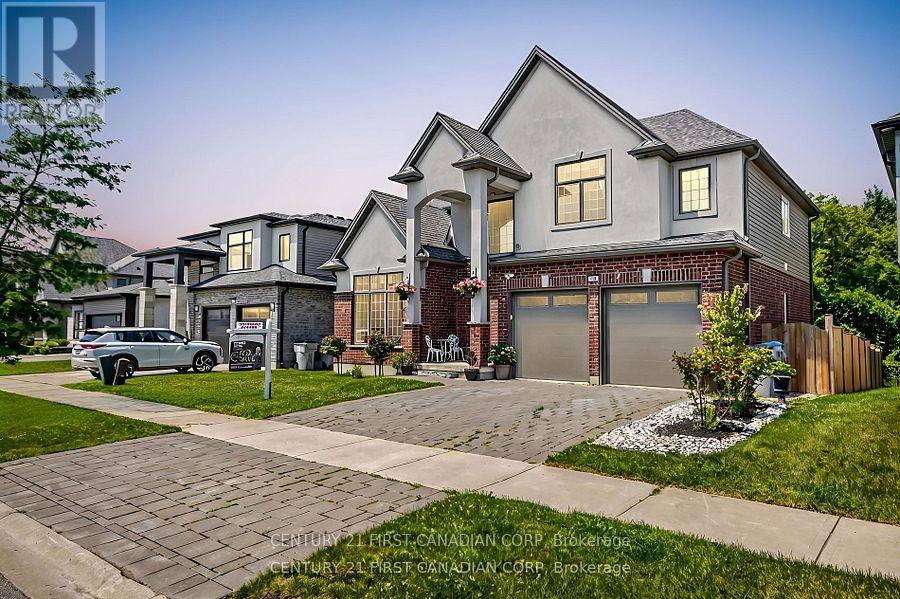 207 Union Avenue, Middlesex Centre (Komoka), Ontario  N0L 1R0 - Photo 2 - X12449156