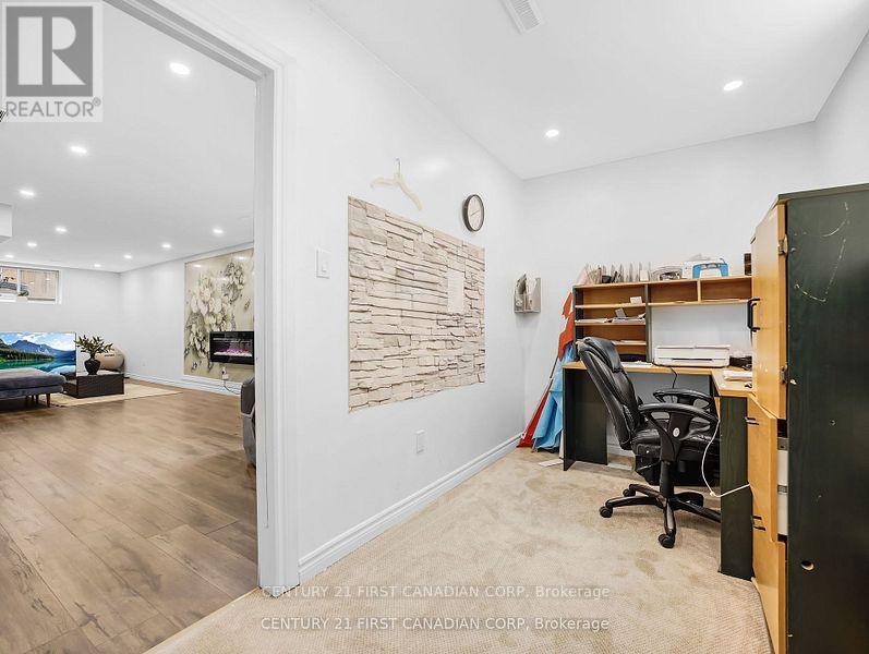 207 Union Avenue, Middlesex Centre (Komoka), Ontario  N0L 1R0 - Photo 39 - X12449156