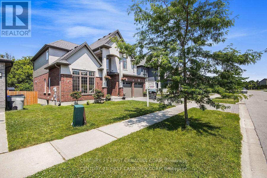 207 Union Avenue, Middlesex Centre (Komoka), Ontario  N0L 1R0 - Photo 5 - X12449156