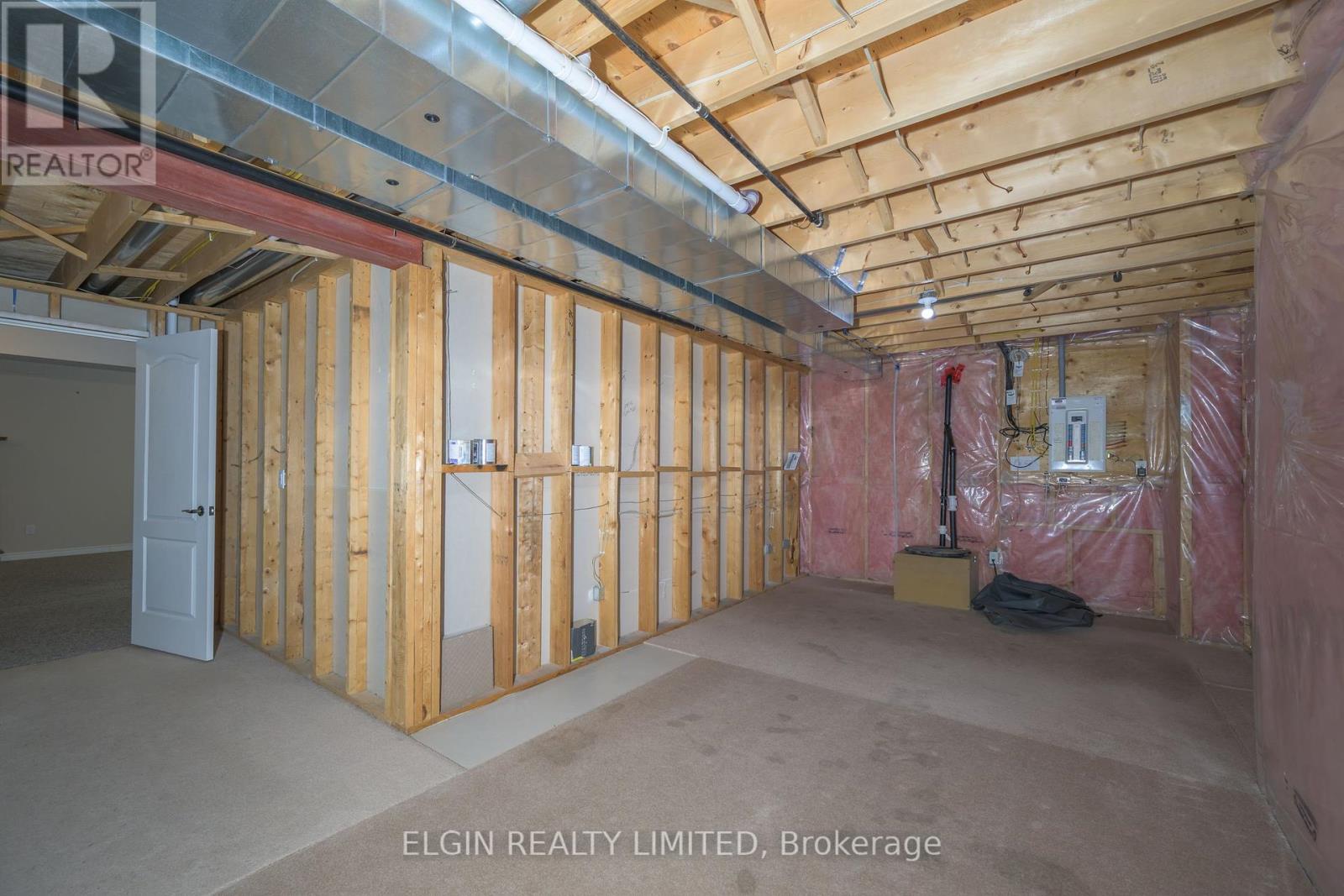 45 - 101 Southgate Parkway, St. Thomas, Ontario  N5R 6L5 - Photo 38 - X12449166