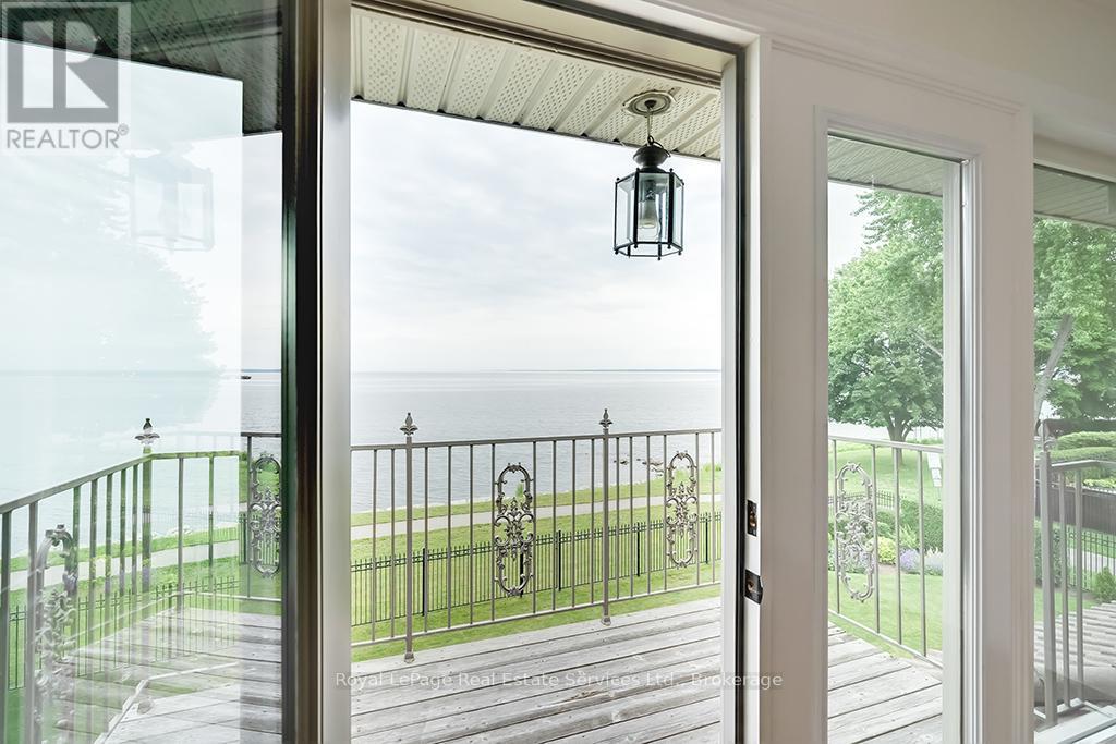 3286 Shelburne Place, Oakville, Ontario  L6L 5V9 - Photo 14 - W12449216