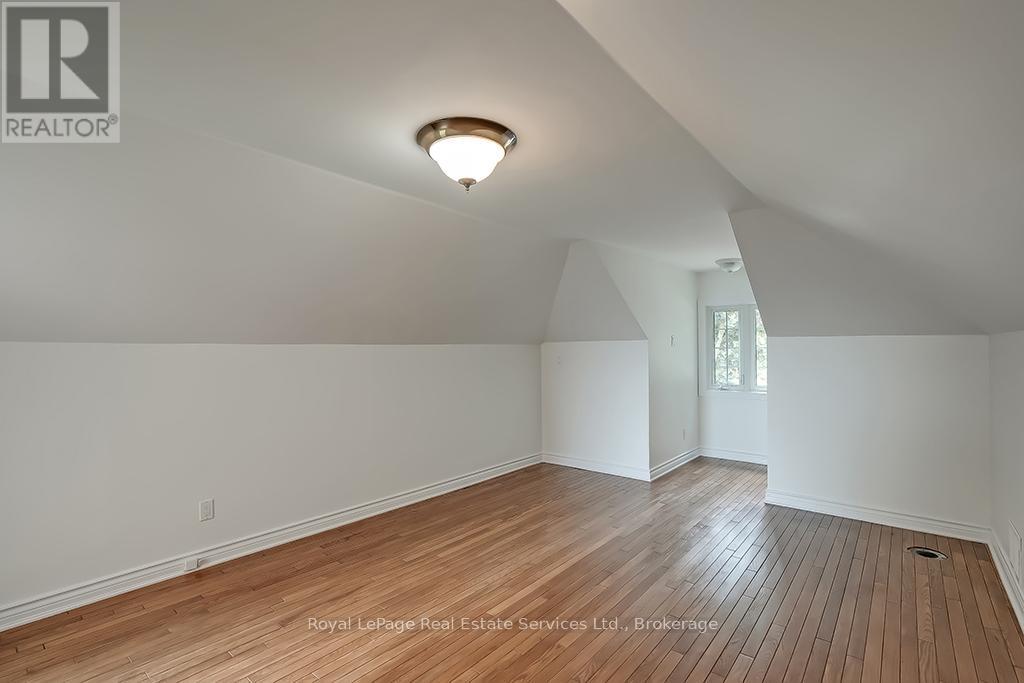 3286 Shelburne Place, Oakville, Ontario  L6L 5V9 - Photo 19 - W12449216