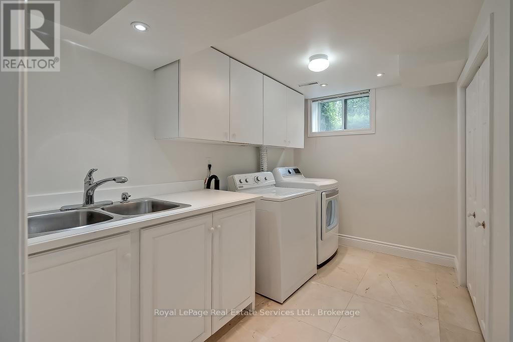 3286 Shelburne Place, Oakville, Ontario  L6L 5V9 - Photo 25 - W12449216