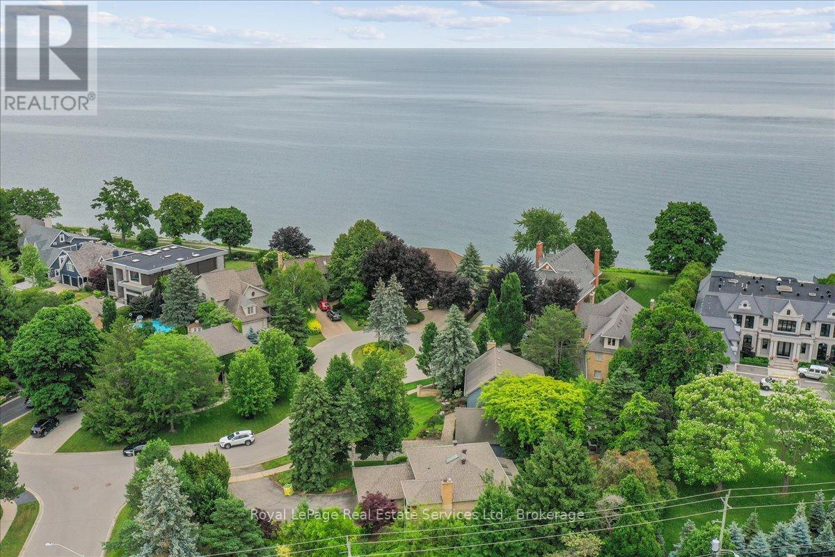 3286 Shelburne Place, Oakville, Ontario  L6L 5V9 - Photo 40 - W12449216