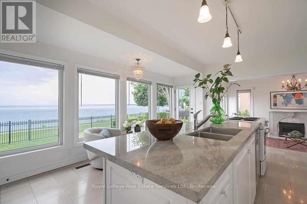 3286 Shelburne Place, Oakville, Ontario  L6L 5V9 - Photo 7 - W12449216