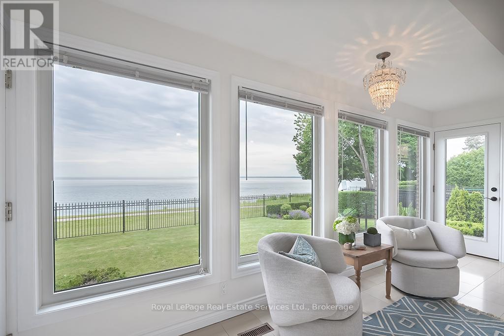 3286 Shelburne Place, Oakville, Ontario  L6L 5V9 - Photo 9 - W12449216