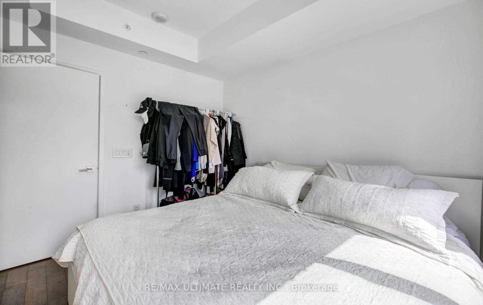 1715 - 70 Temperance Street, Toronto, Ontario  M5H 4E8 - Photo 19 - C12448930