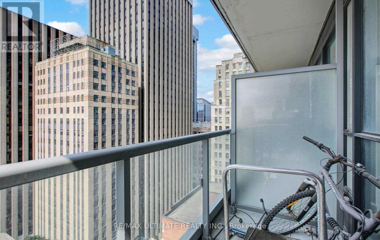 1715 - 70 Temperance Street, Toronto, Ontario  M5H 4E8 - Photo 21 - C12448930