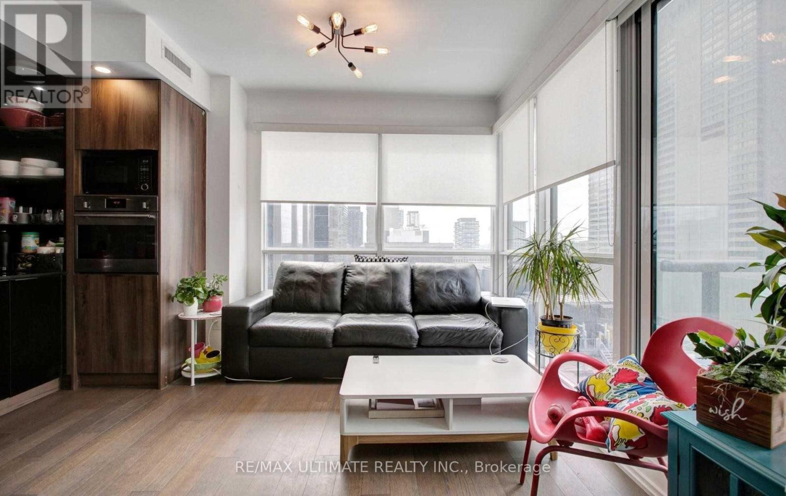1715 - 70 Temperance Street, Toronto, Ontario  M5H 4E8 - Photo 3 - C12448930