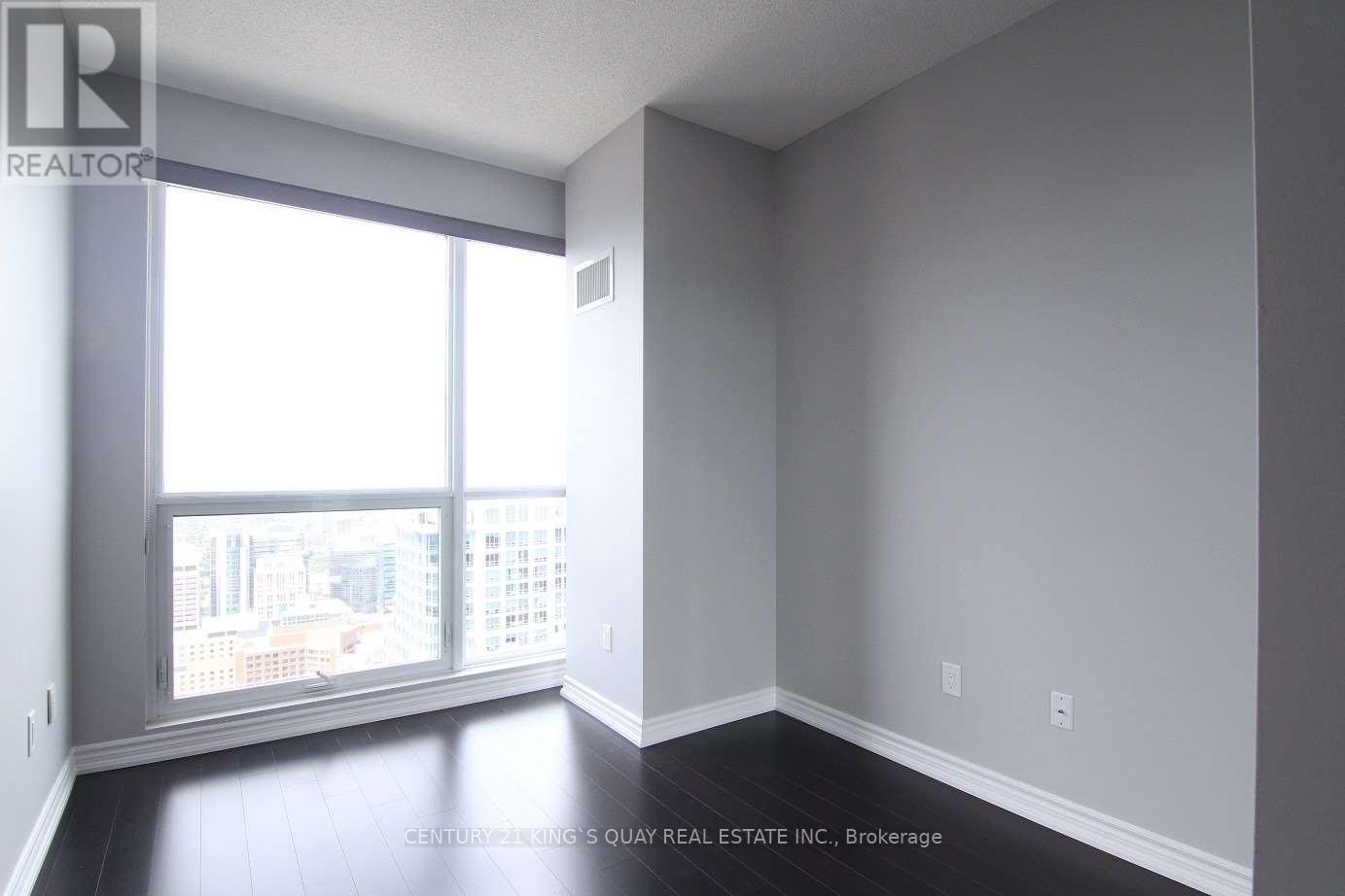 4815 - 386 Yonge Street, Toronto, Ontario  M5B 0A5 - Photo 8 - C12448939