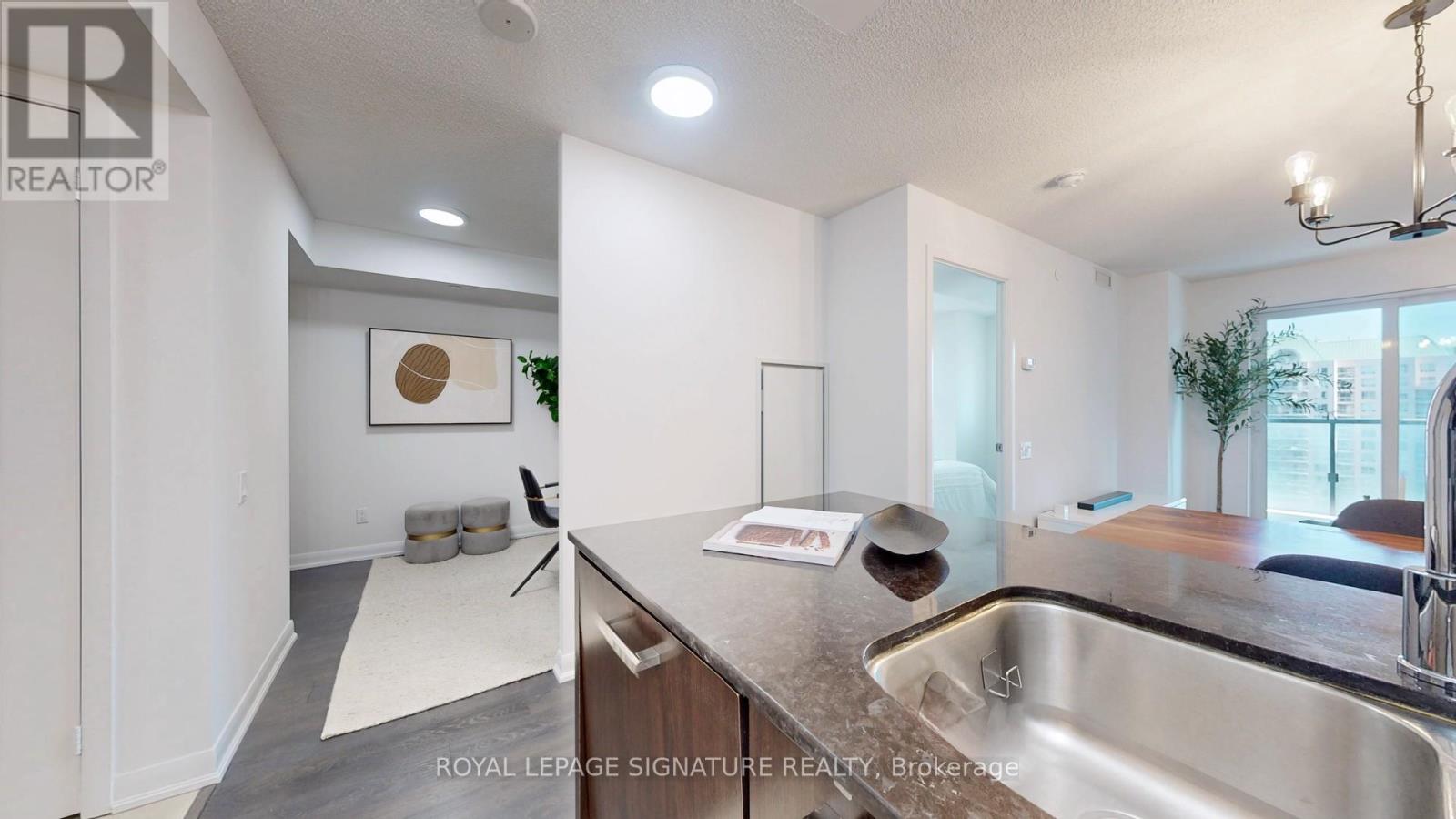 1807 - 5162 Yonge Street, Toronto (Willowdale West), Ontario  M2N 0E9 - Photo 11 - C12448942