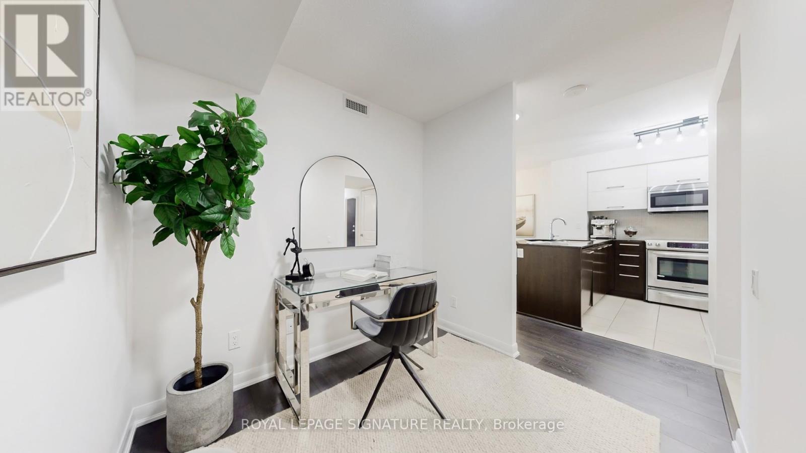 1807 - 5162 Yonge Street, Toronto (Willowdale West), Ontario  M2N 0E9 - Photo 15 - C12448942