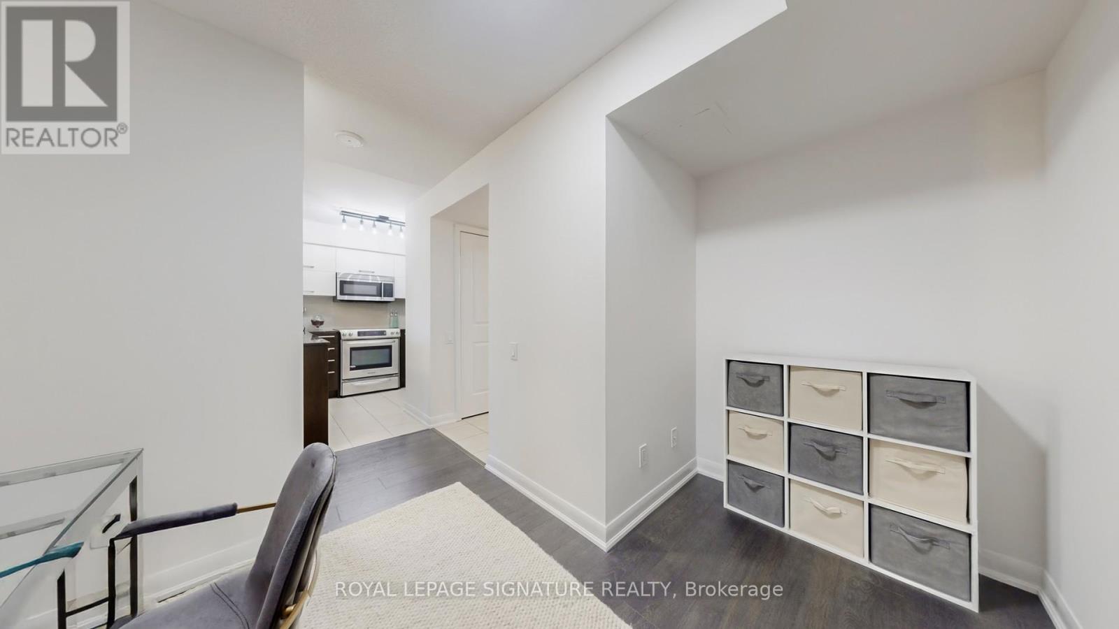 1807 - 5162 Yonge Street, Toronto (Willowdale West), Ontario  M2N 0E9 - Photo 16 - C12448942