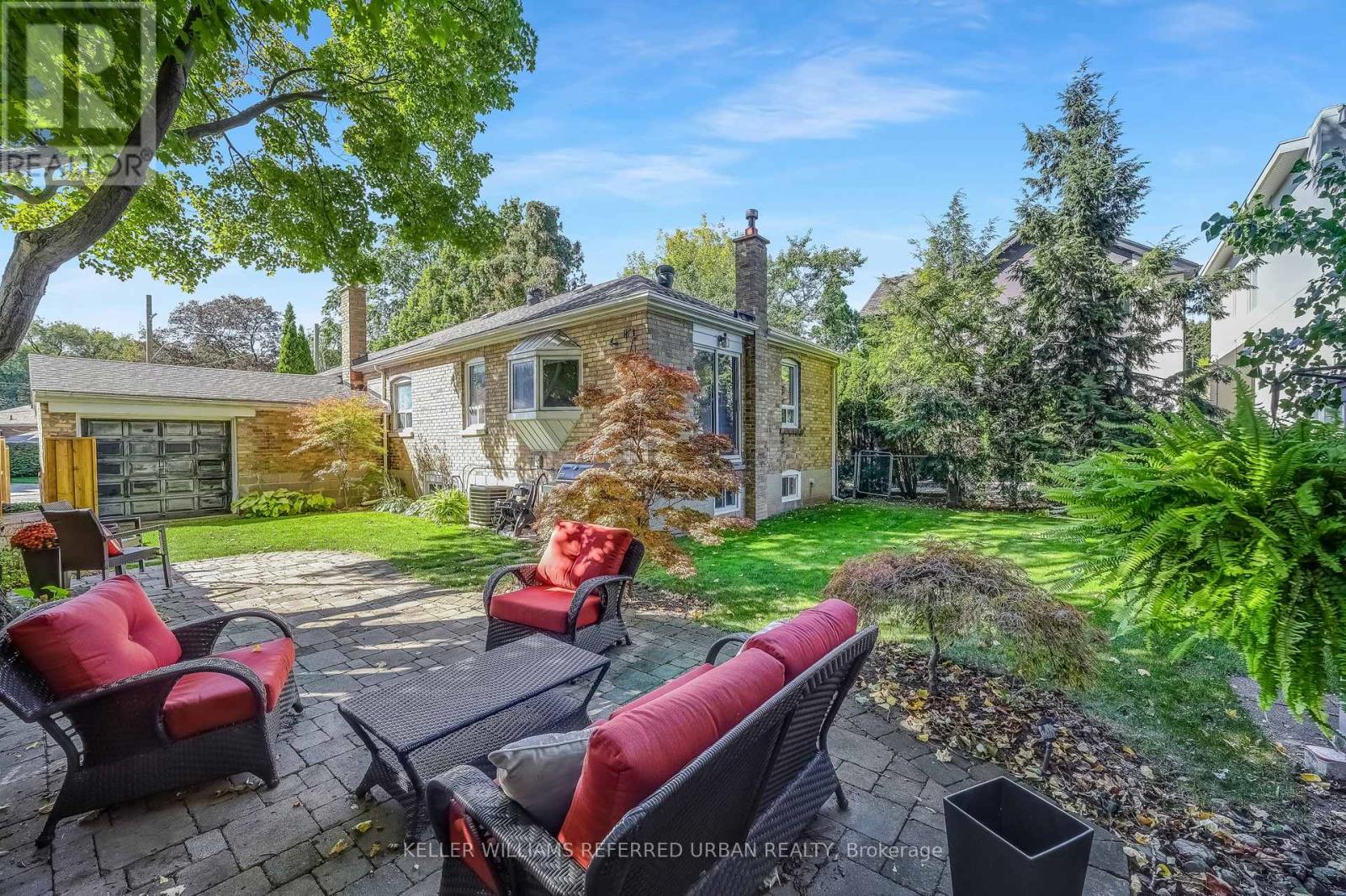 17 Gwendolen Crescent, Toronto, Ontario  M2N 2L9 - Photo 11 - C12448957