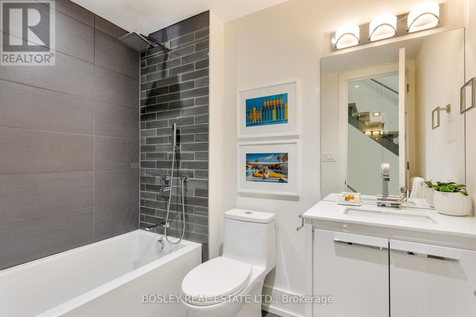5b Sylvan Avenue, Toronto (Dufferin Grove), Ontario  M6H 3B5 - Photo 23 - C12448973